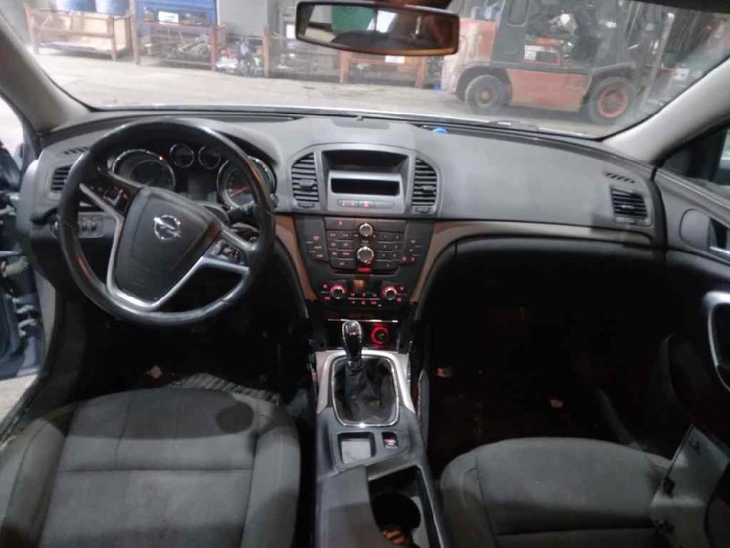 opel insignia berlina del año 2009