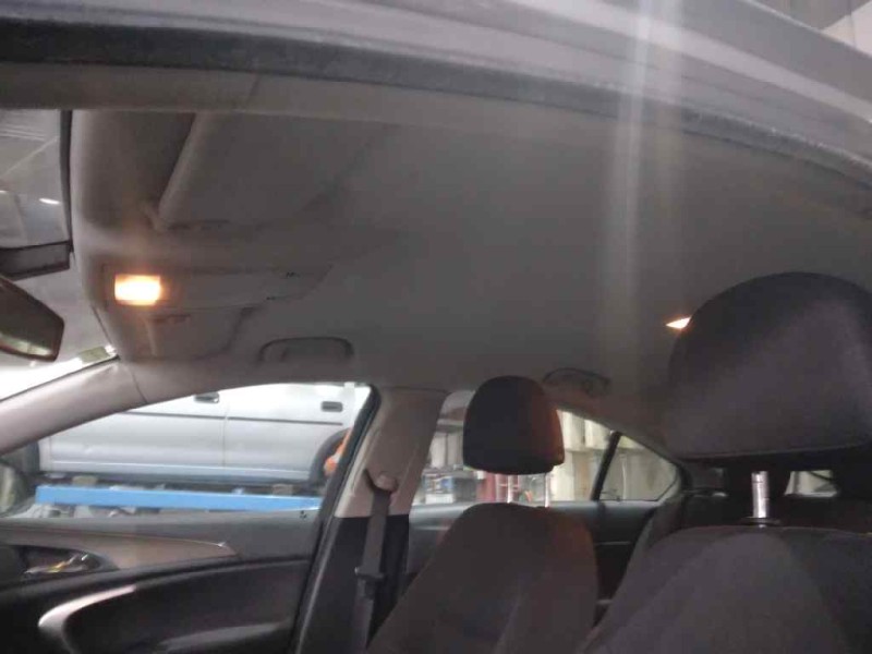 opel insignia berlina del año 2009