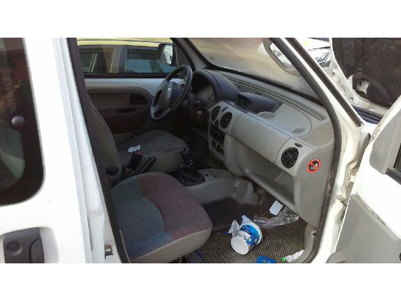 renault kangoo 4x4 del año 2002