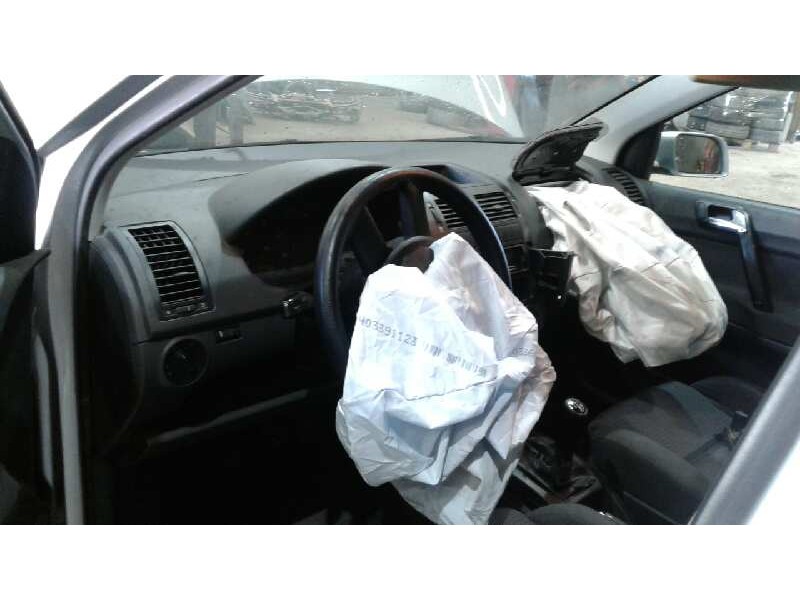 volkswagen polo (9n1) del año 2003