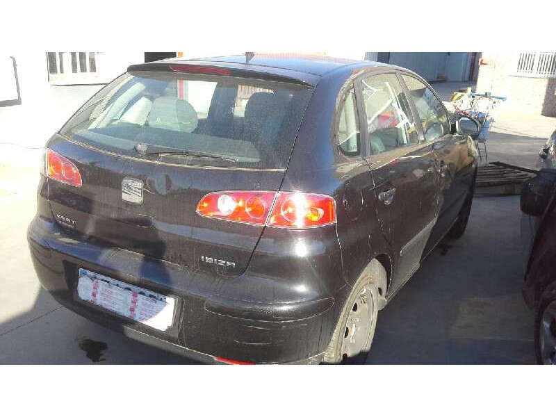 seat ibiza (6l1) del año 2003