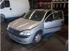 opel corsa c del año 2000 2