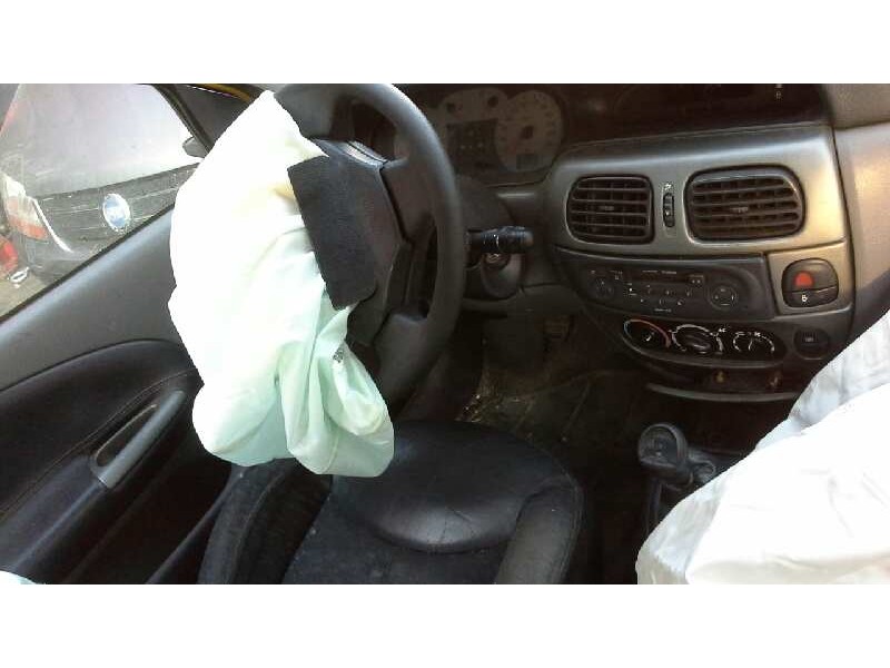 renault megane i coupe fase 2 (da..) del año 2001