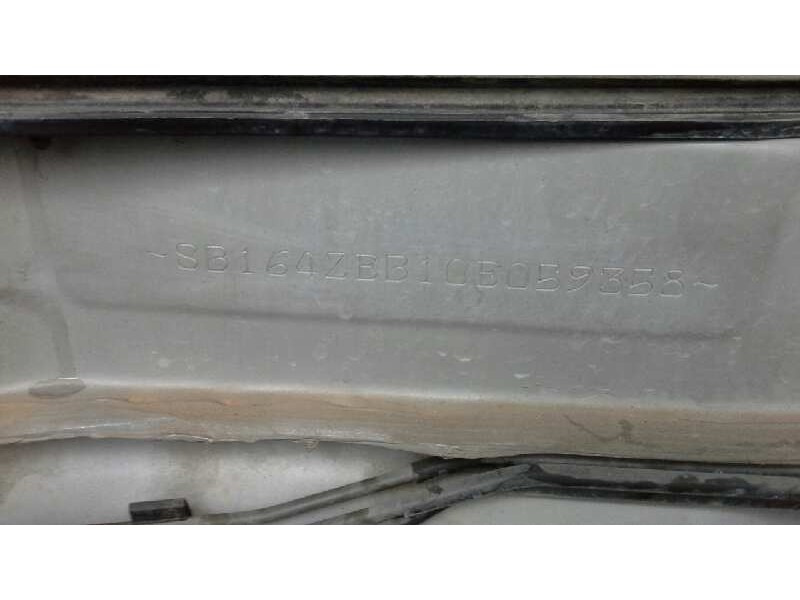 toyota corolla (e11) del año 2001