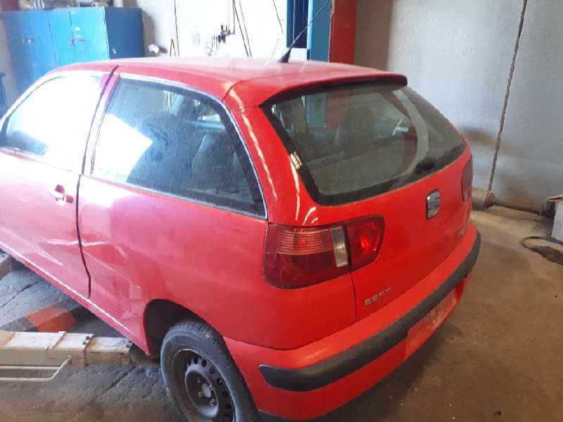 seat ibiza (6k1) del año 2001