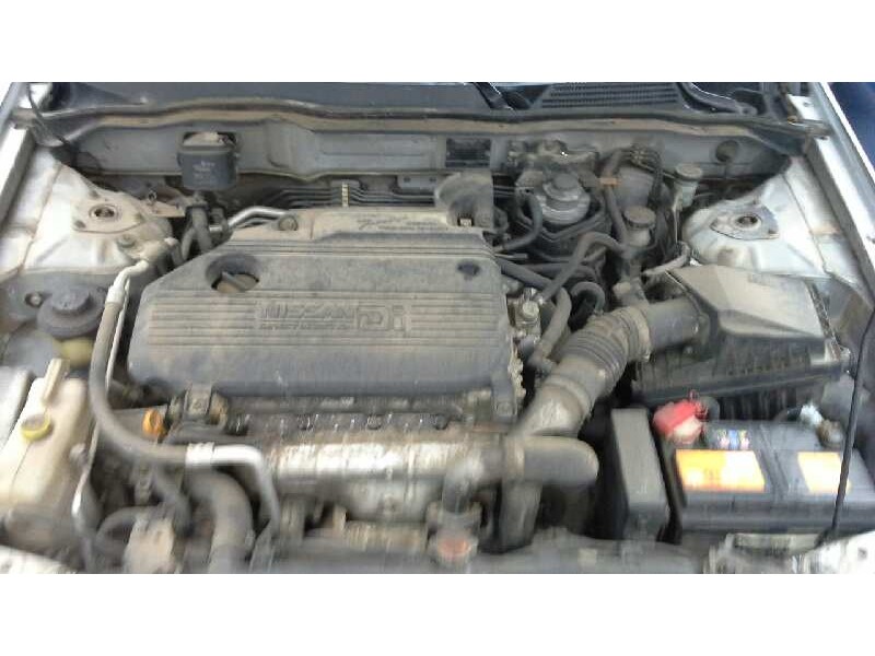 nissan almera (n16/e) del año 2001