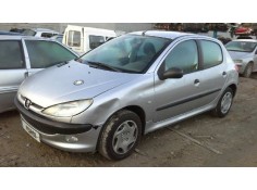 peugeot 206 berlina del año 2001