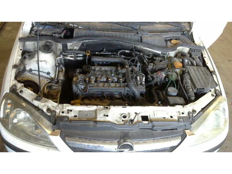 opel corsa c del año 2004