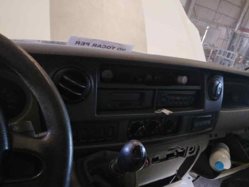 renault master ii phase 2 caja cerrada del año 2004