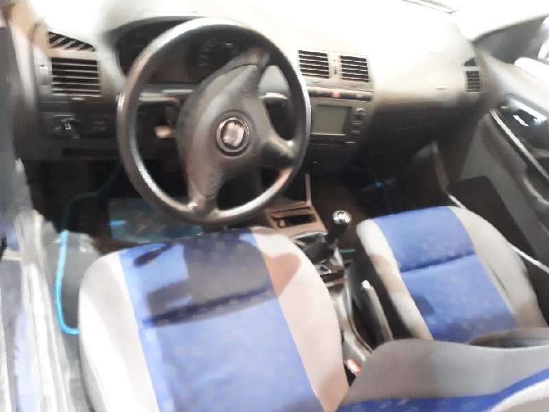 seat ibiza (6k1) del año 2001