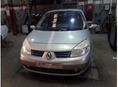 renault scenic ii del año 2004