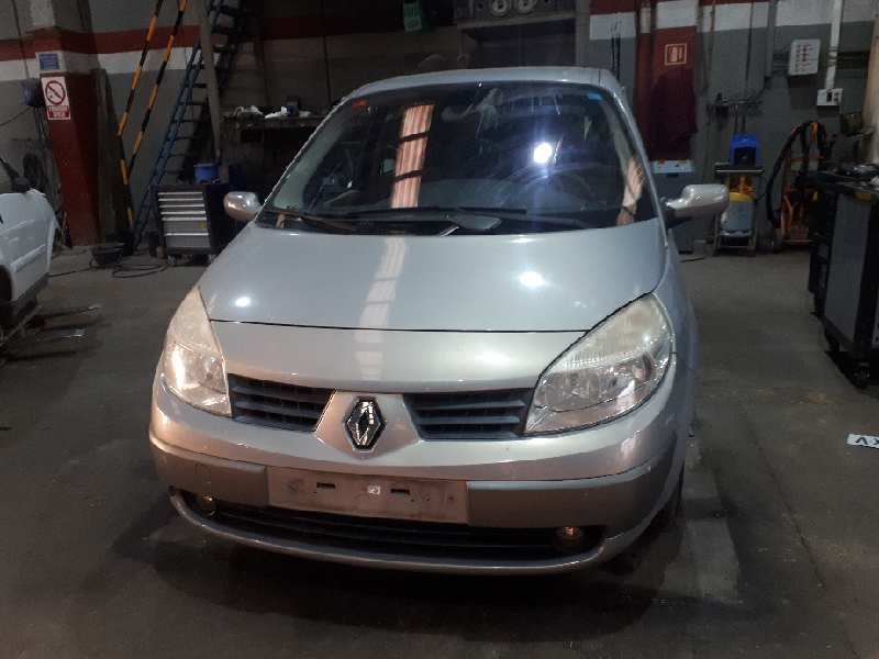 renault scenic ii del año 2004