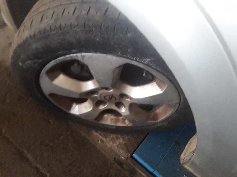 opel astra h berlina del año 2005