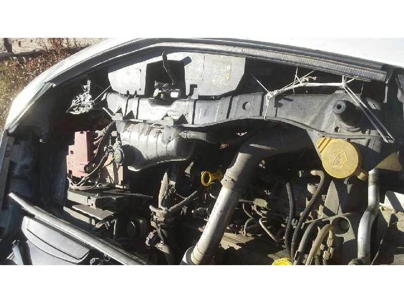 renault kangoo del año 2010