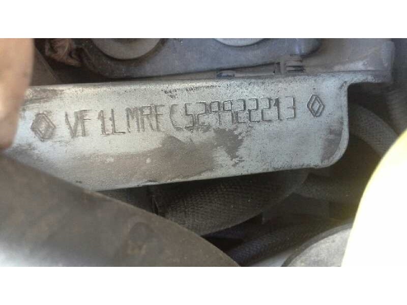 renault megane ii classic berlina del año 2003