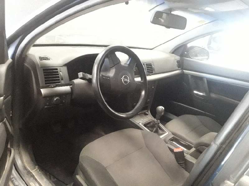 opel vectra c berlina del año 2002