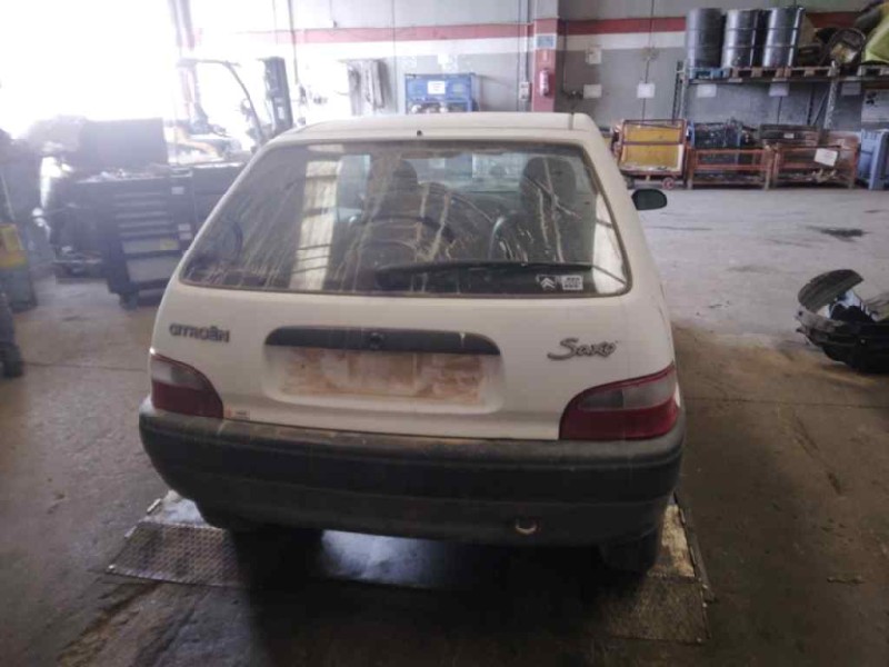 citroën saxo del año 2000