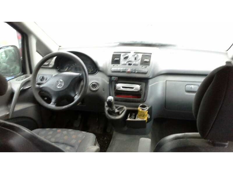 mercedes-benz vito caja cerrada 6.03  del año 2004