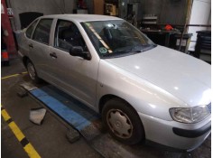 seat cordoba berlina (6k2) del año 2001 2