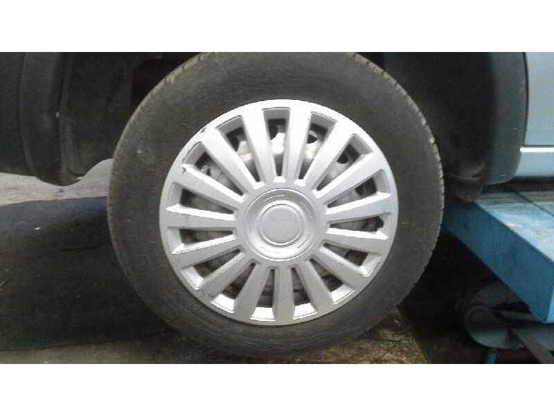 opel combo (corsa c) del año 2002