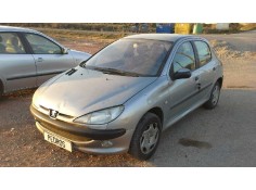 peugeot 206 berlina del año 2002 2