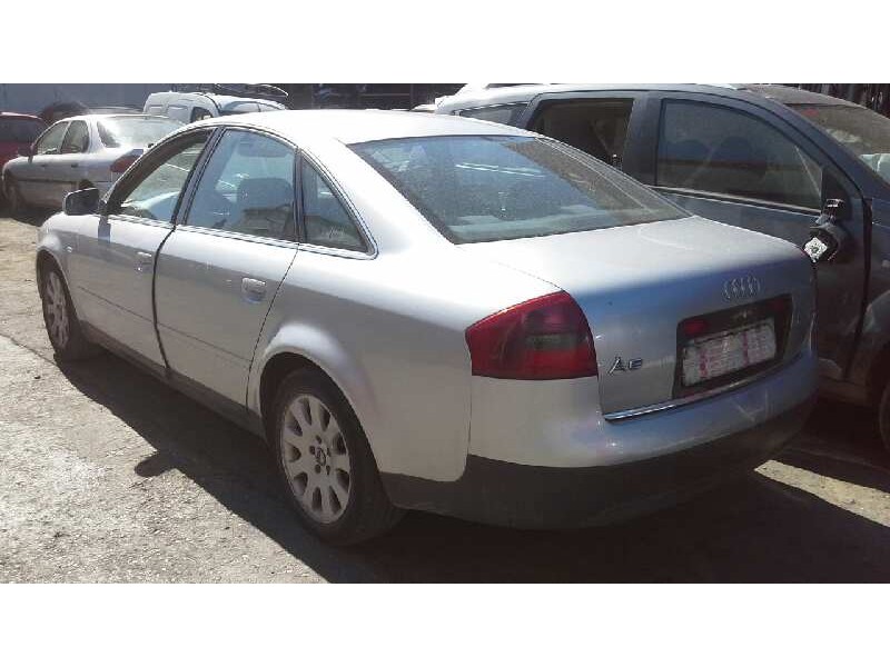 audi a6 berlina (4b2) del año 2000