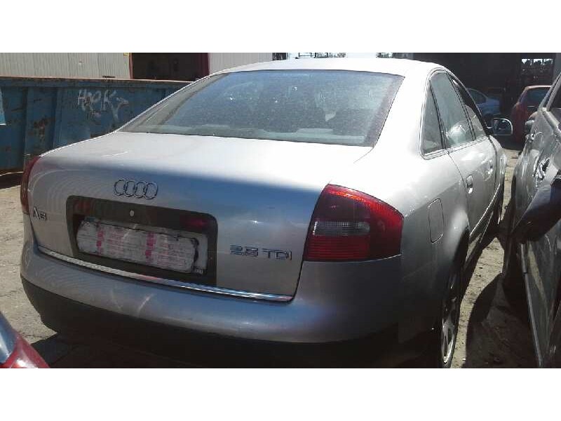 audi a6 berlina (4b2) del año 2000