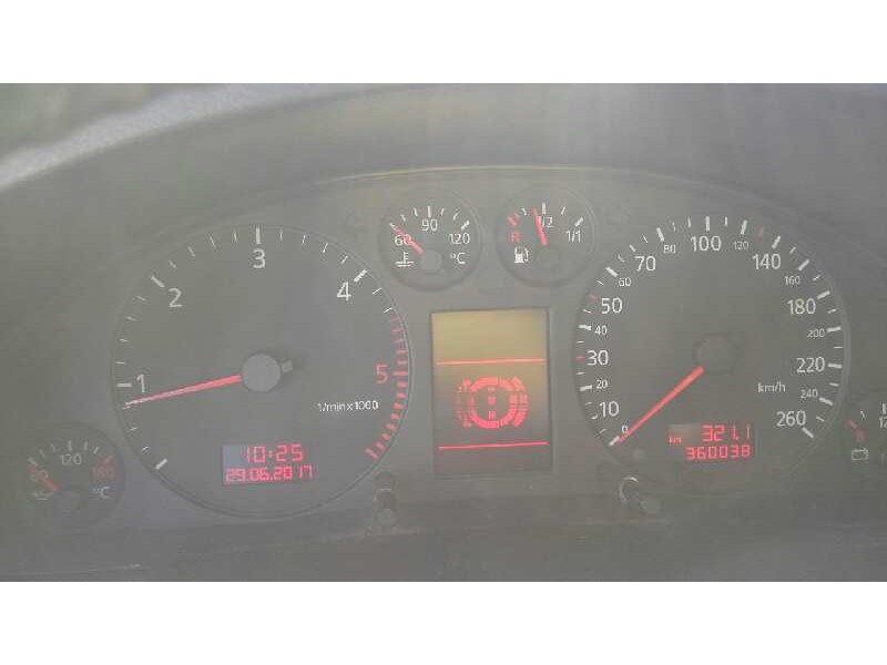 audi a6 berlina (4b2) del año 2000