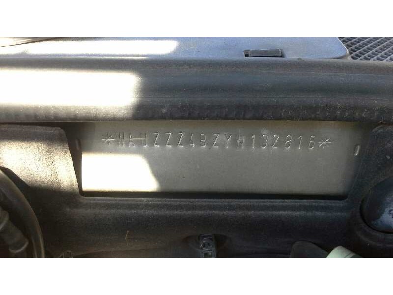 audi a6 berlina (4b2) del año 2000