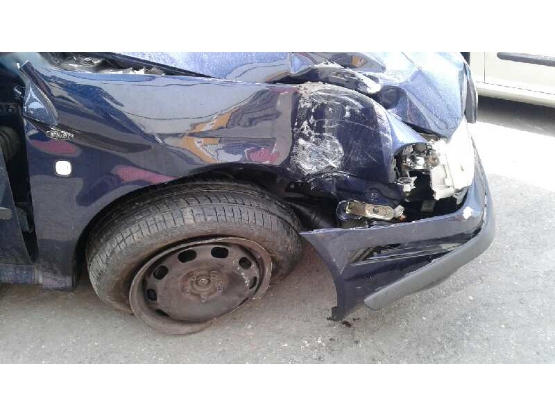 skoda octavia berlina (1u2) del año 2000