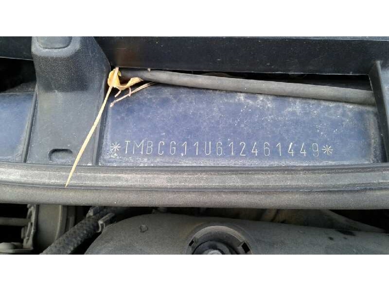 skoda octavia berlina (1u2) del año 2000