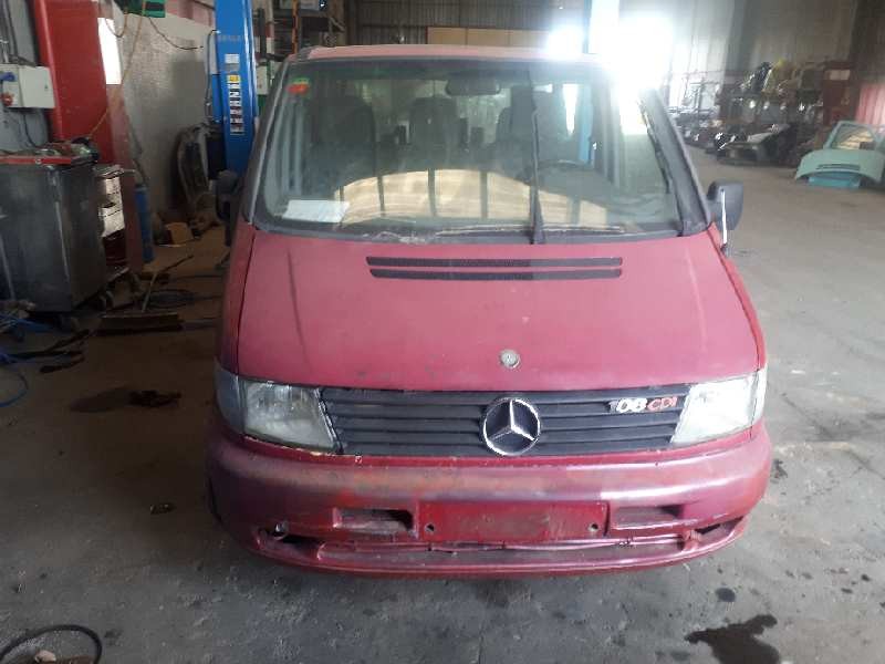 mercedes-benz vito (w638) caja cerrada del año 2001