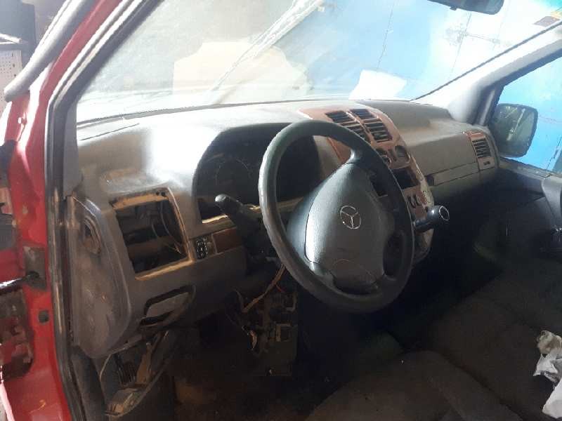 mercedes-benz vito (w638) caja cerrada del año 2001