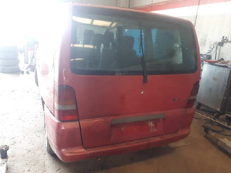 mercedes-benz vito (w638) caja cerrada del año 2001