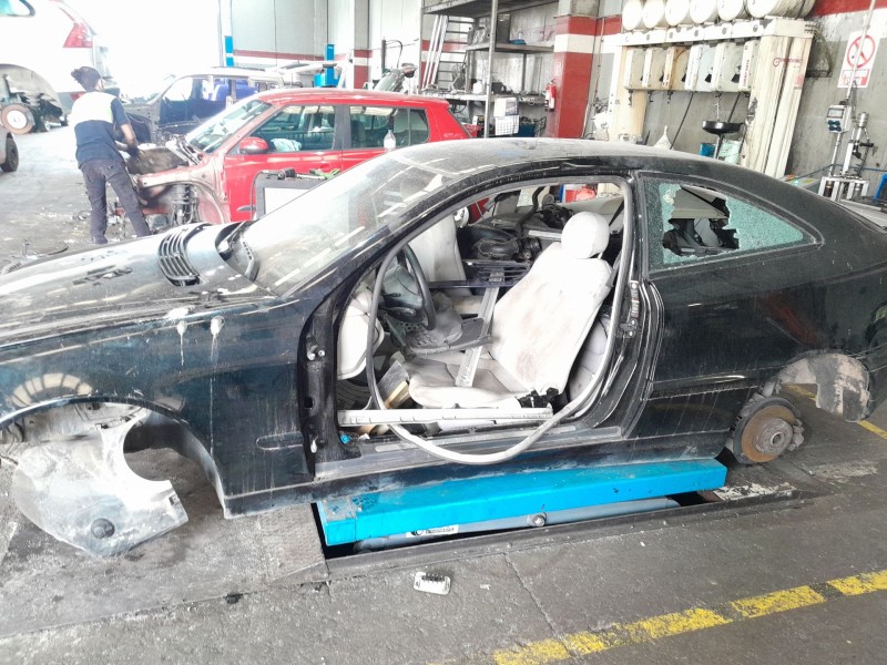 mercedes-benz clase c (w203) sportcoupe del año 2003