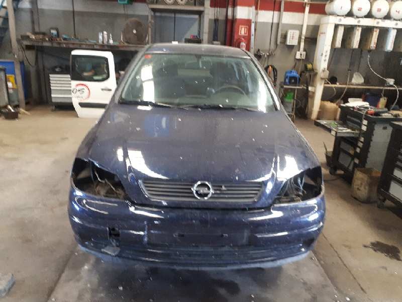 opel astra g berlina del año 2003