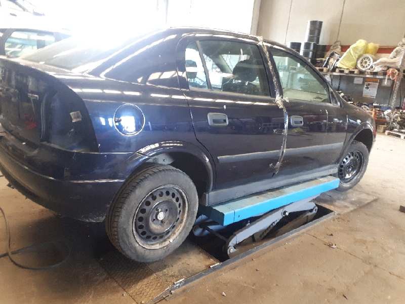 opel astra g berlina del año 2003