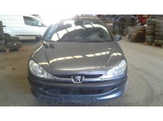 peugeot 206 berlina del año 2002