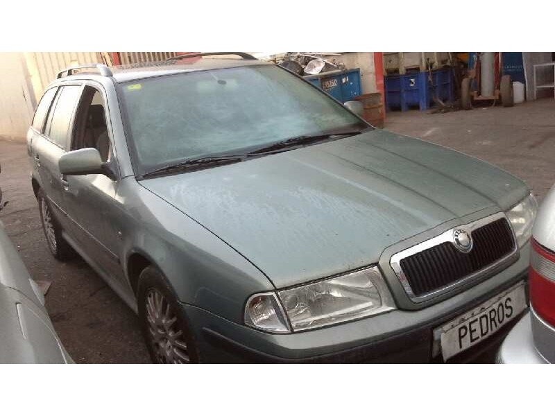 skoda octavia berlina (1u2) del año 2003