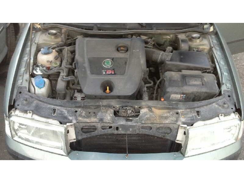 skoda octavia berlina (1u2) del año 2003