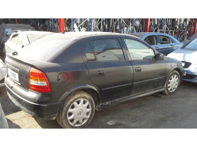 opel astra g berlina del año 2001