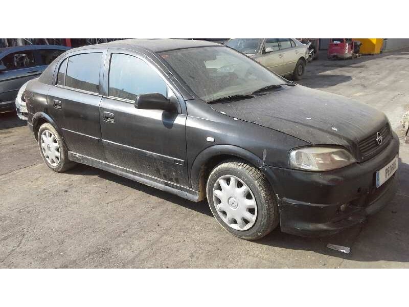 opel astra g berlina del año 2001