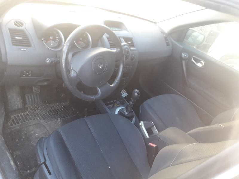 renault megane ii berlina 5p del año 2005