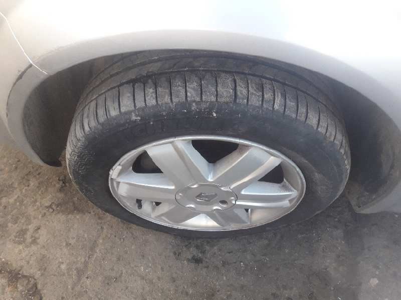 renault megane ii berlina 5p del año 2005