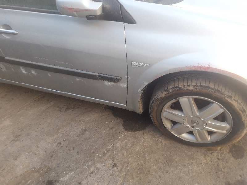 renault megane ii berlina 5p del año 2005