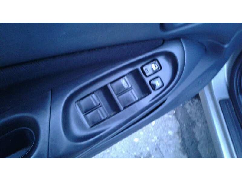 nissan almera (n16/e) del año 2005