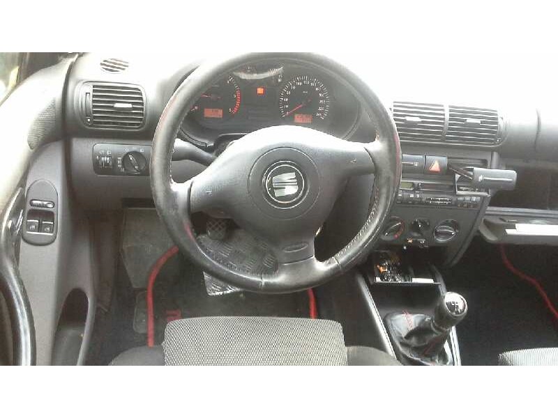 seat leon (1m1) del año 2002