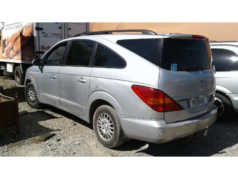 ssangyong rodius del año 2008