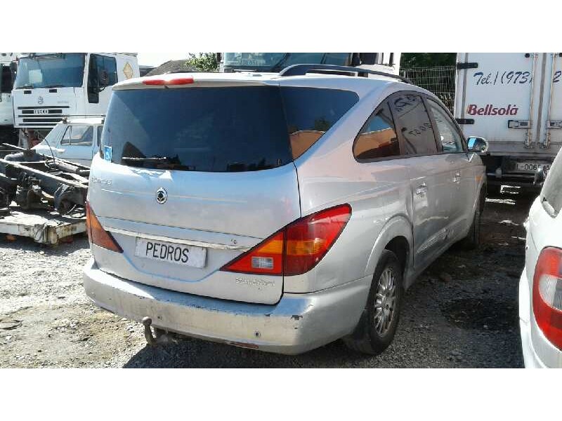 ssangyong rodius del año 2008