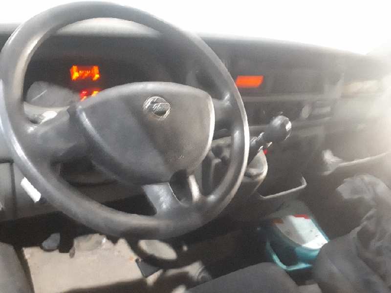 nissan interstar mod. 04 (x70) del año 2008